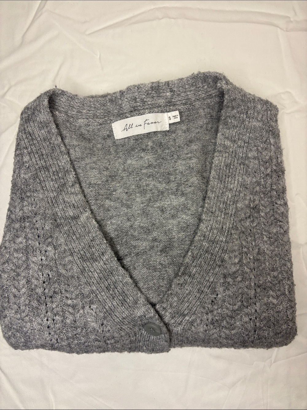 All in Favor Gray V-Neck Cropped Button Cardigan - Picture 7 of 9